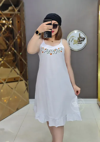 پیراهن گلدوزی نایلا