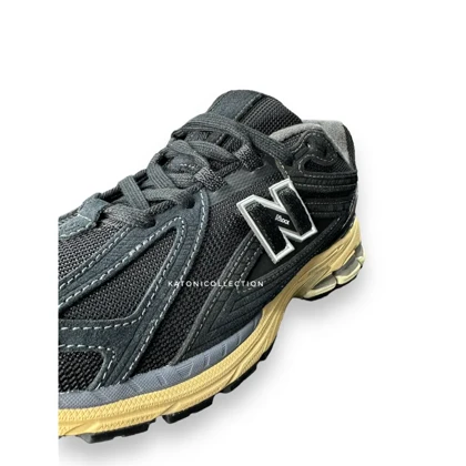 کتانی نیوبالانس 1906 آر New Balance 1906R