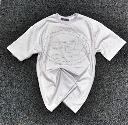 تیشرت نگین‌کاری شده دیزل: بدرخش و متفاوت باش اورجینال دیلم