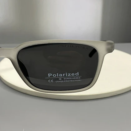 عینک آفتابی پورشه دیزاین با فریم کائوچو و لنز پلی‌کربنات پلاریزه UV400 Porsche Design Premium