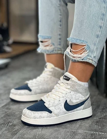 کتانی نایکی ساق‌دار