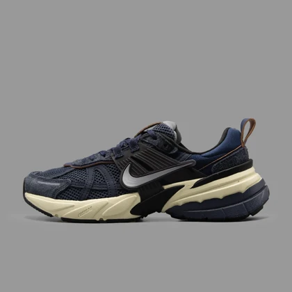 نایکی وی تو کی سرمه ای Nike V2K Run Navy