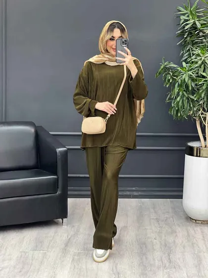 ست بلوز و شلوار پلیسه‌دار