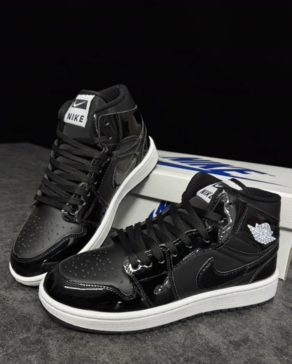 کتانی جردن وان ساق‌دار