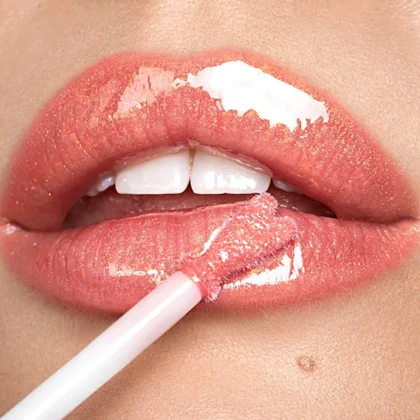 لیپ‌گلاس حجم‌دهنده و آبرسان شارلوت تیلبری Charlotte Tilbury