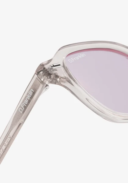 عینک آفتابی دی فرانکلین مدل D.franklin Ultra Light S Square Trans / Photochromic Lavender