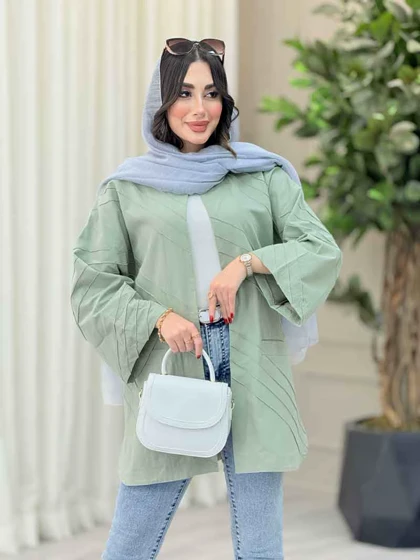 مانتو برش‌دار بغل چاک