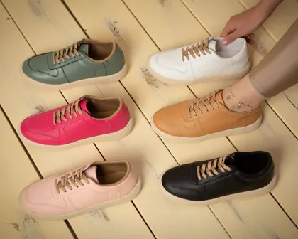 کفش کتانی زنانه آوینا