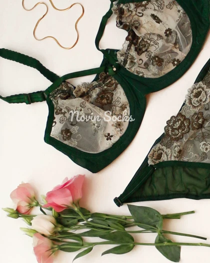 ست شورت و سوتین دانتل سبز سایز 80