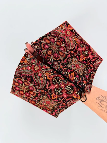 کراپ تاپ مجلسی دکلته فنر دار سوزن دوزی پشت‌باز بندی