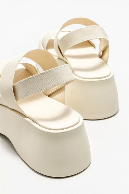 صندل زنانه اله elle