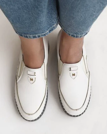 کفش زنانه طبی آناهیتا