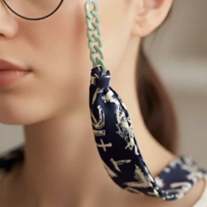 بند عینک ساتن ابریشم سرمه ای طرح دار