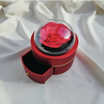 باکس گل رز جاودان معطر مناسب هدیه