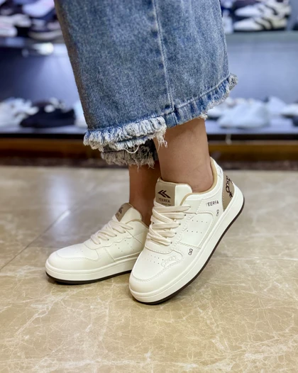 کفش زنانه ونس کیتی پاپیونی