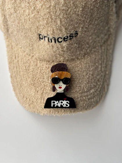 سنجاق سینه فانتزی