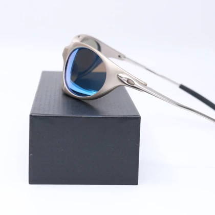 عینک از برند OAKLEY کد 181406