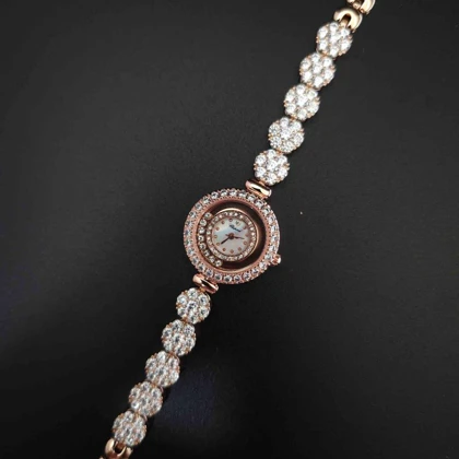 ساعت مچی زنانه چوپارد Chopard رنگ ثابت استیل316 با موتور کوارتز ژاپن کد 2