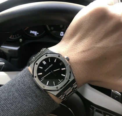 ساعت اودمار پیگه AP مردانه نقره ای صفحه مشکی Audemars Piguet Royal Oak