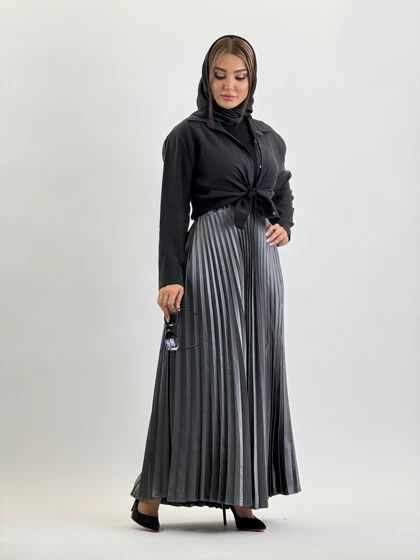 دامن پلیسه ساتن