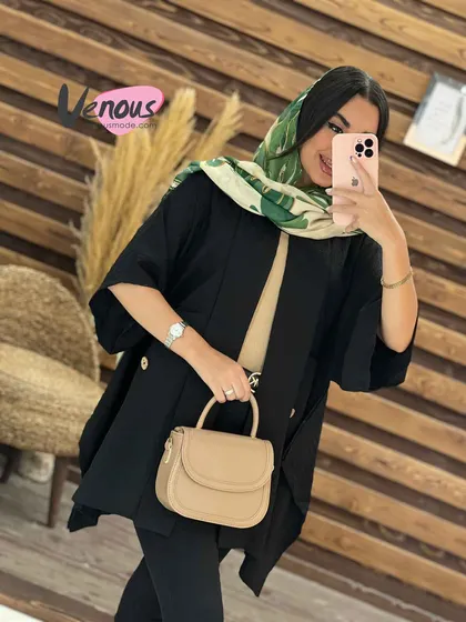 مانتو پولیتی دکمه چوبی