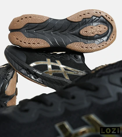 کفش کتانی مردانه مشکی طلایی ASICS GORETEX مدل 5730