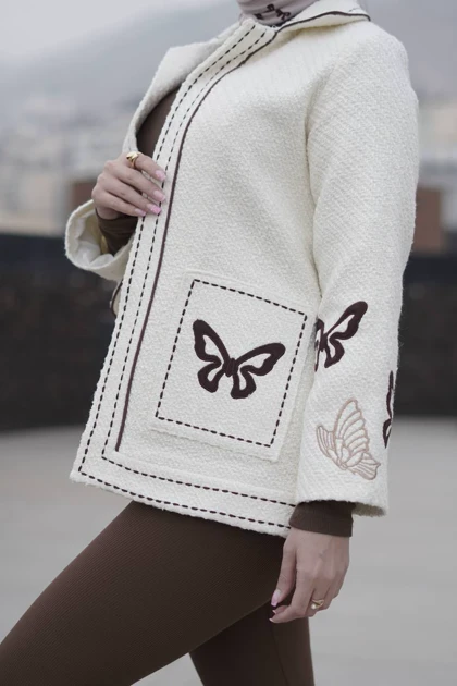 کت “ پروا “ رنگ سفید