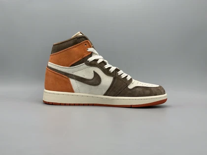 کتانی نایکی جردن1 مستر داستد کلی قهوه ای آجری/Nike Air Jordan1 Dusted