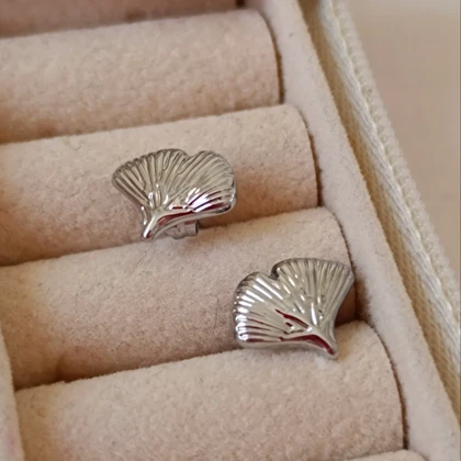 وال نقره ای