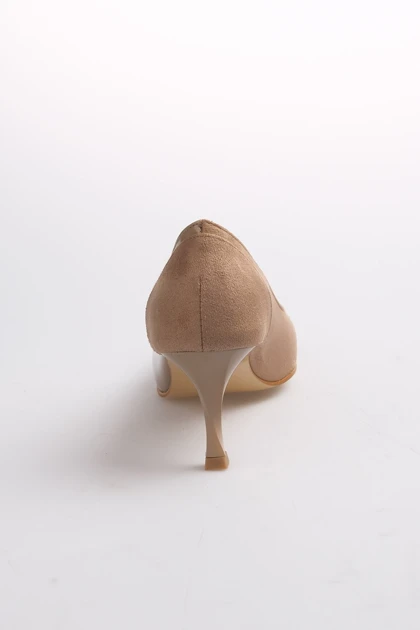 کفش پاشنه‌بلند کلاسیک زنانه میوگوستو mio-gusto