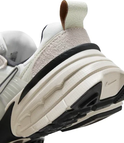 کفش روزمره زنانه و مردانه نایک مدل V2k RUN