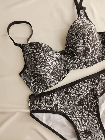 ست تمام نخی فنردار ابرنازک برند رومانو ROMANO کد: 1530