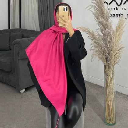 روسری منگوله‌دار