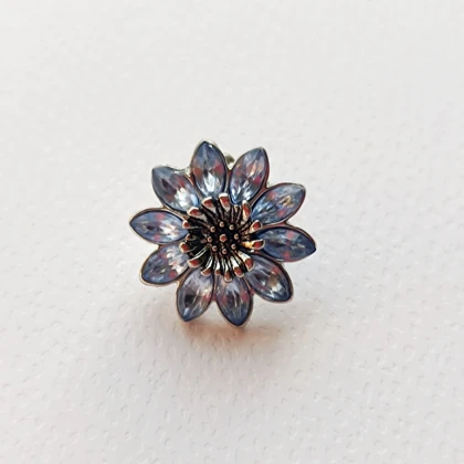 گوشواره و گل سر آبی