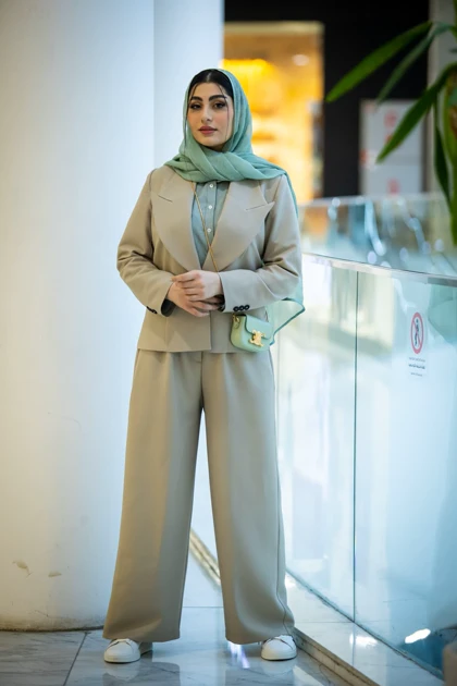 کت و شلوار یقه انگلیسی تک دکمه