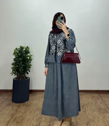 ست پیراهن مانتویی به همراه وست سوزندوزی شده