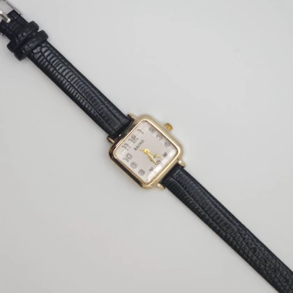 ساعت مچی زنانه باوک BAOKE بند چرمی ، اسپرت و روزمره با جعبه کادویی