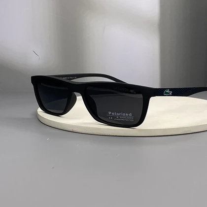 عینک آفتابی لاگوست با فریم کائوچو و لنز پلی‌کربنات پلاریزه UV400 Lacoste Original