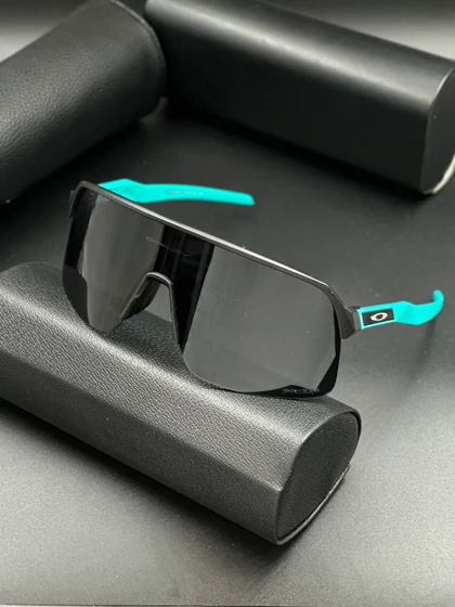عینک اوکلی Oakley 255552
