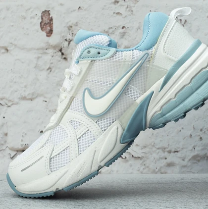 کفش کتانی زنانه نایک V2K سفید آبی (Nike V2K White Blue) کد 2350