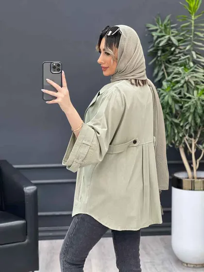 مانتو لینن پشت دو پاگن