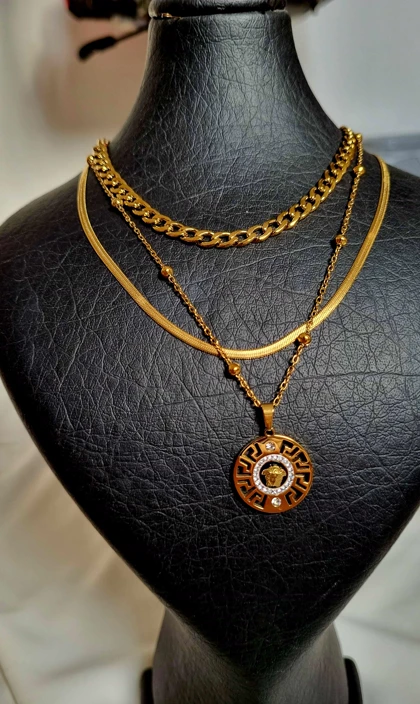 گردنبند ورساچه