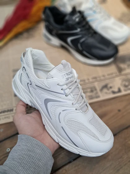 کتانی استرانگ