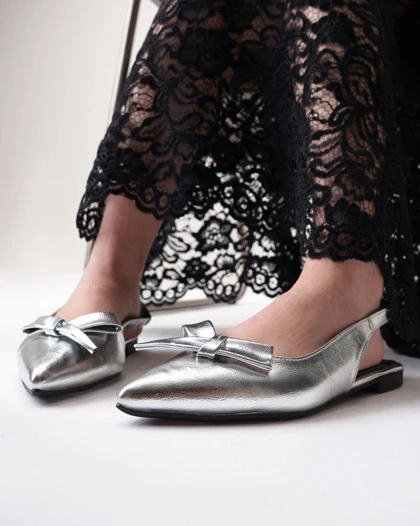 صندل زنانه مدل Stradivarius Sandal - SSi066