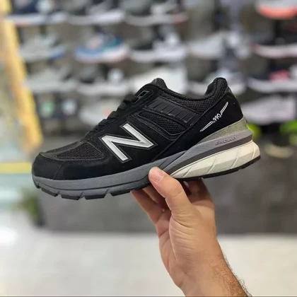 کفش راحتی نیوبالانس مدل 990 مشکی زیر طوسی کیفیت مستر
