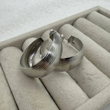 گوشواره حلقه‌ای چانکی شیاردار میسیگا