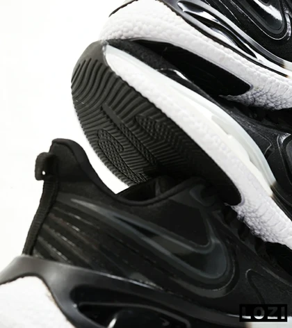 کفش کتانی مردانه مشکی NIKE pegasus 33