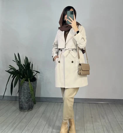 ترنچ کت پاییزه آرام