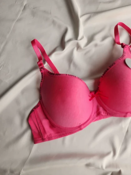 سوتین اسفنجی نخی جکدار کد: 44561