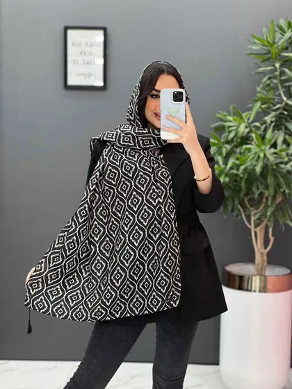 شال طرح دار حریر نخ